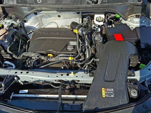 Used 2025 Buick Envista Avenir FWD image 35