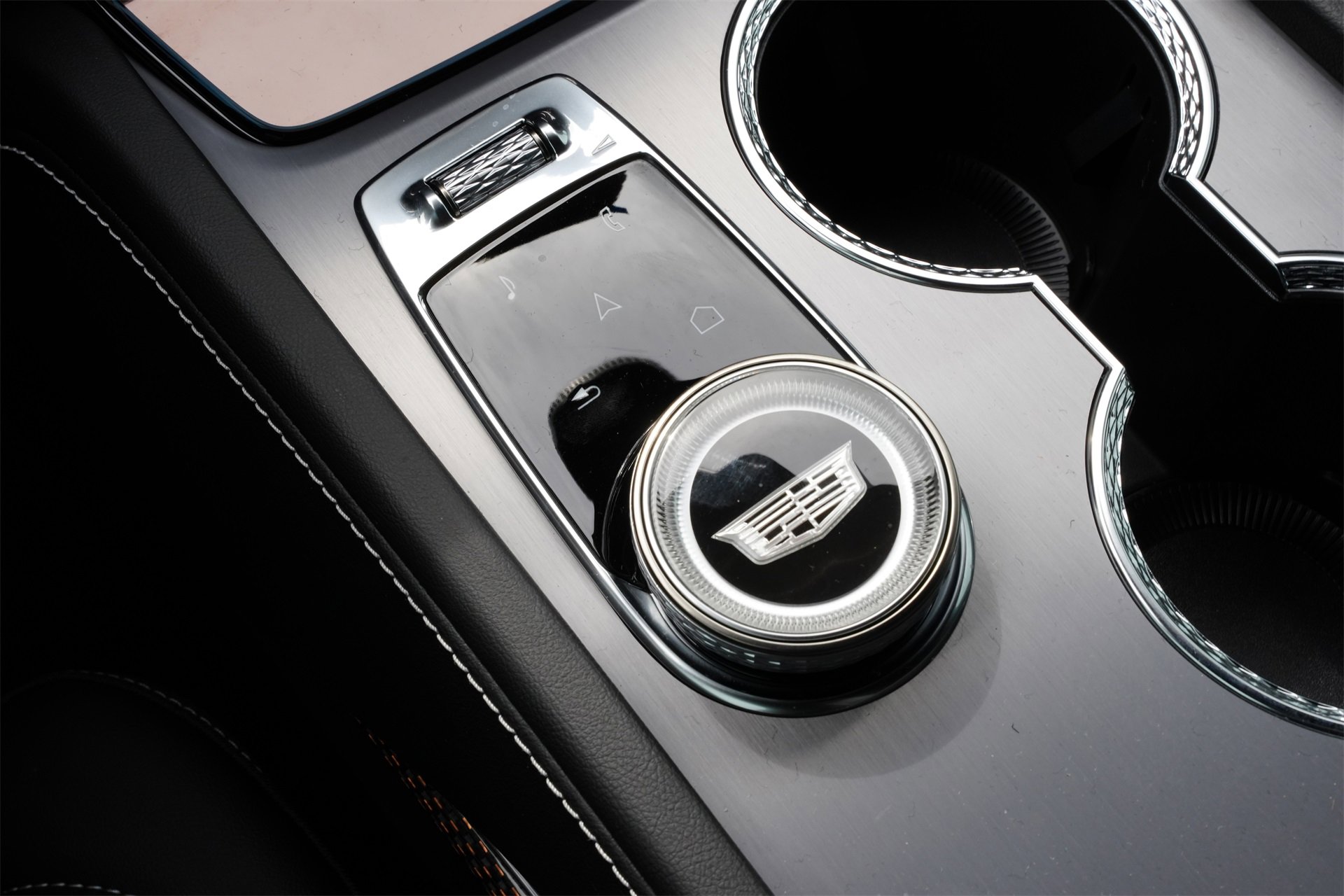 New 2026 Cadillac Vistiq Luxury image 13