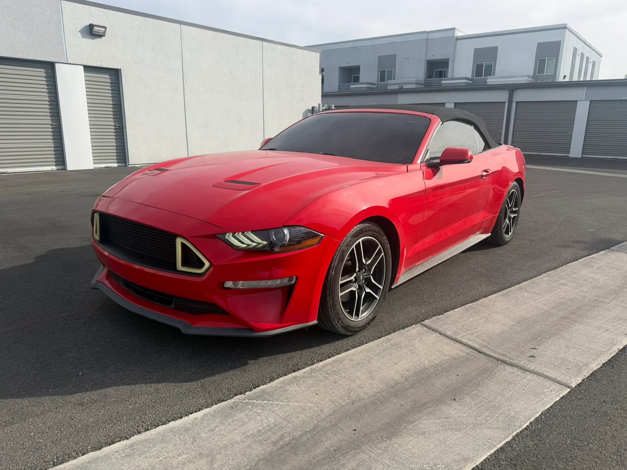 Used 2020 Ford Mustang Premium RWD image 2