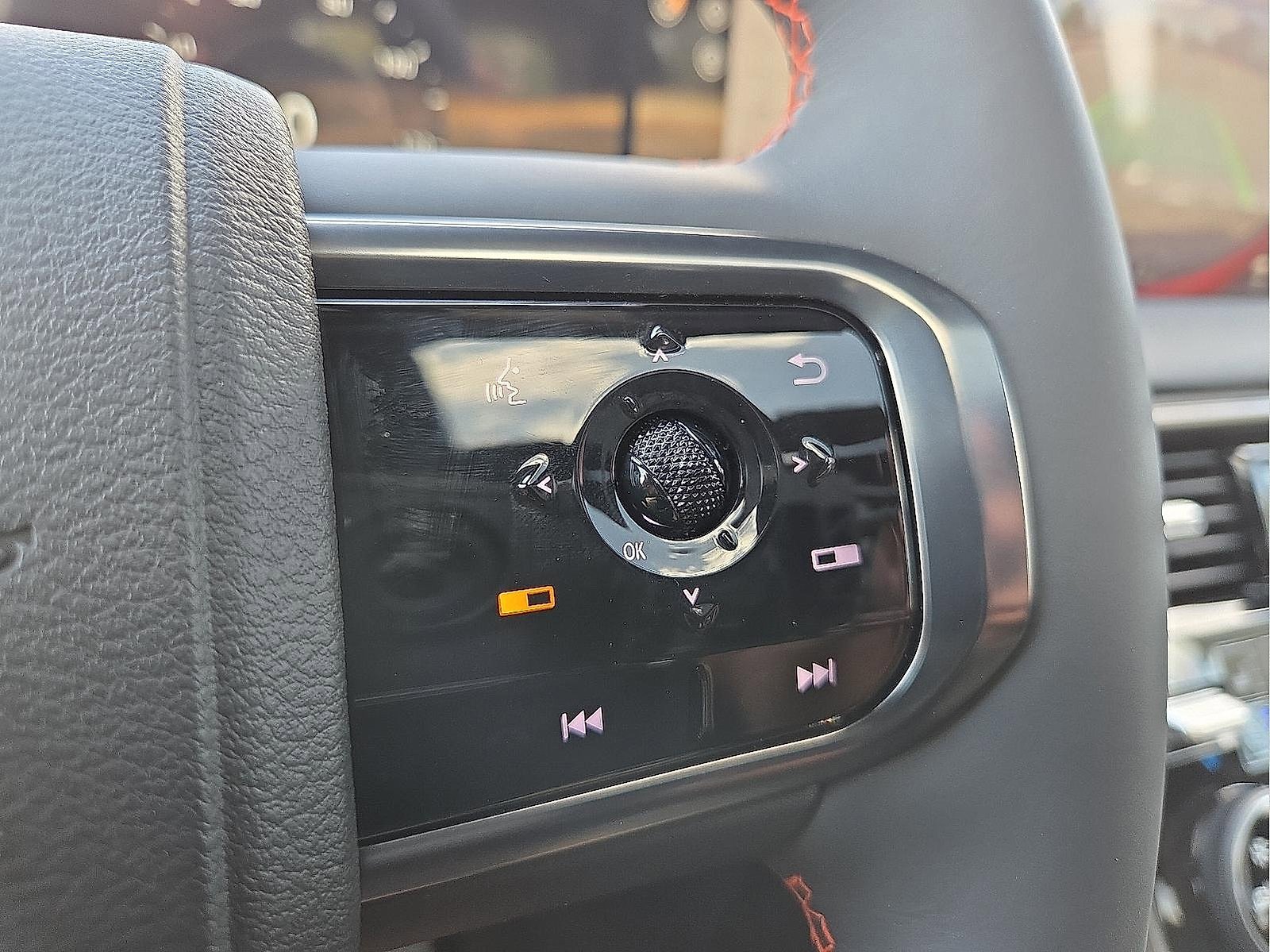 New 2025 Nissan Armada PRO-4X w/ Pro-4X Premium Package image 19