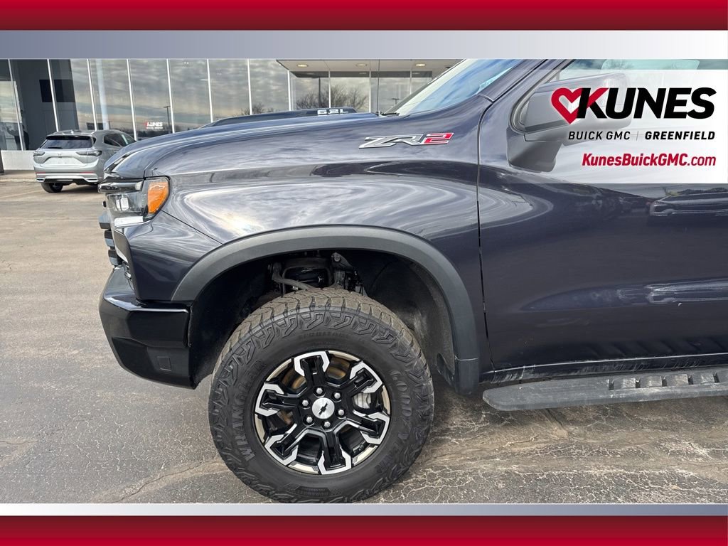 Used 2023 Chevrolet Silverado 1500 ZR2 w/ Technology Package image 18