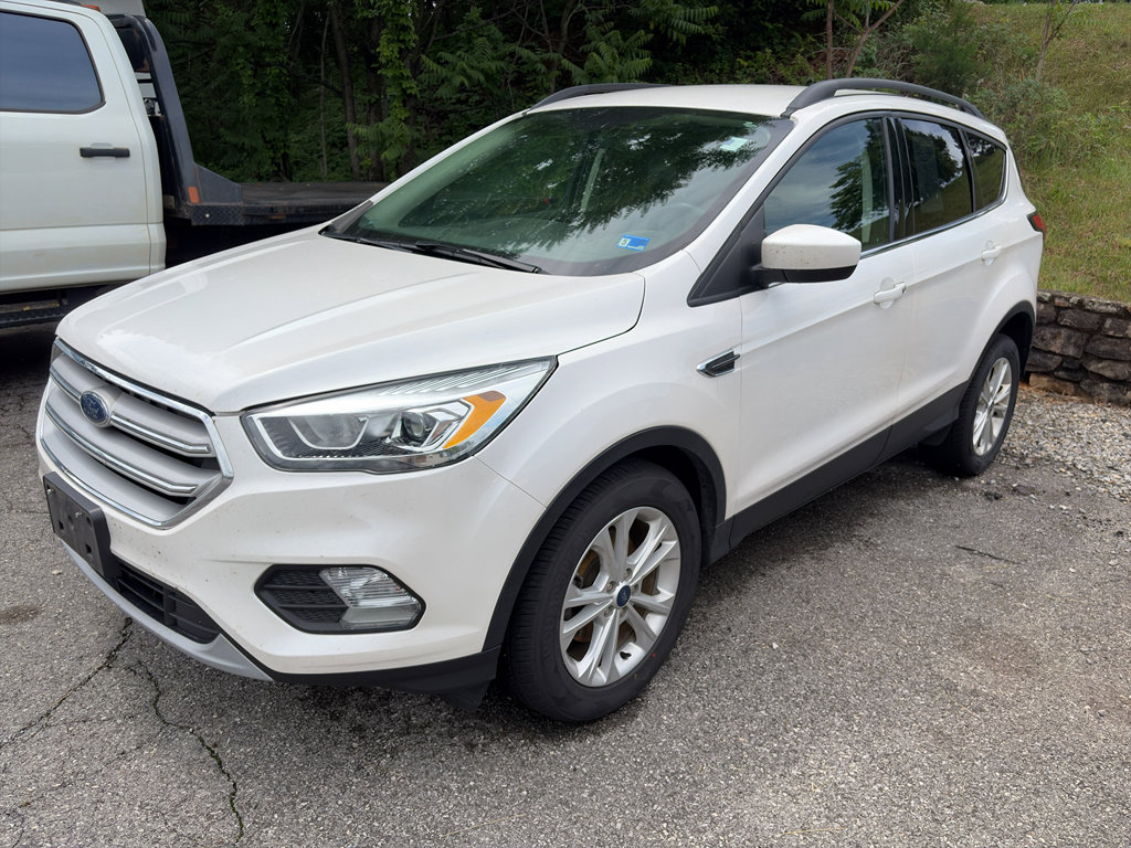 Used 2019 Ford Escape SEL FWD image 1