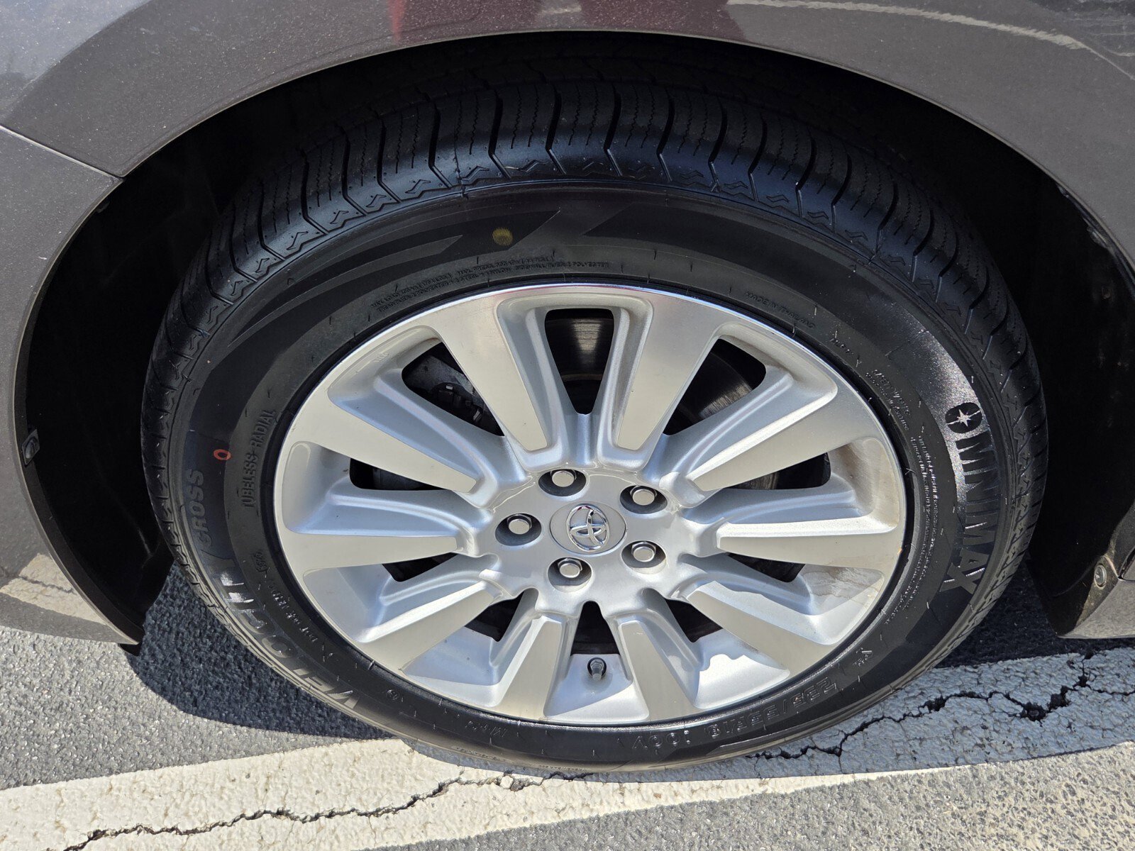 Used 2015 Toyota Sienna Limited image 10