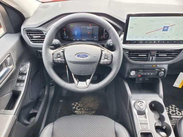 New 2024 Ford Escape SE image 32