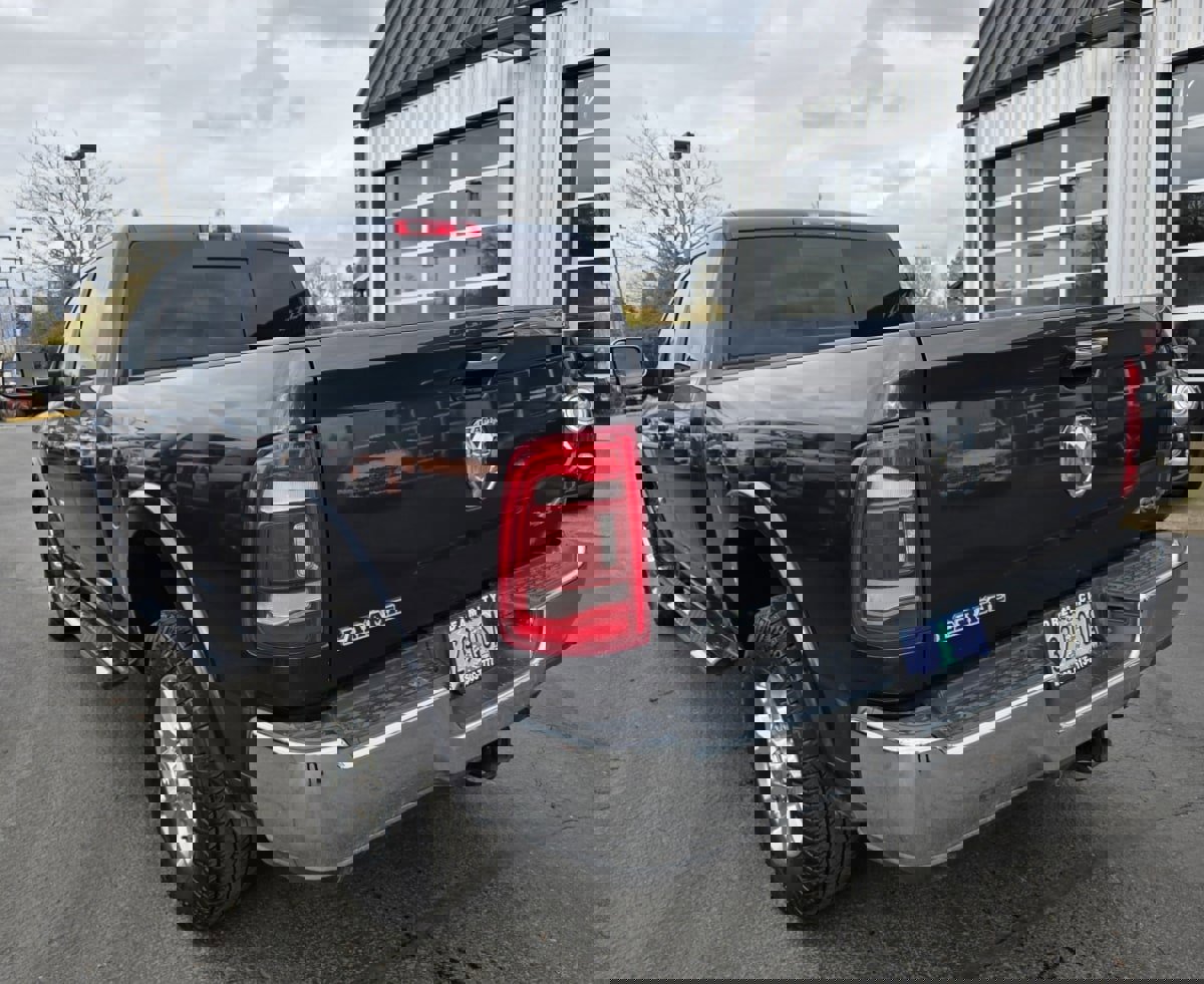 Used 2020 RAM 3500 Laramie image 8