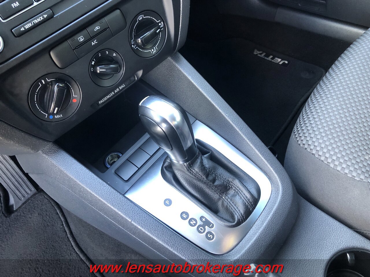 Used 2013 Volkswagen Jetta S FWD image 14