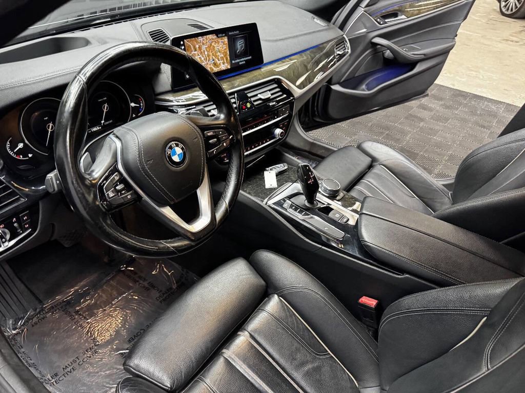 Used 2018 BMW 530i RWD image 31