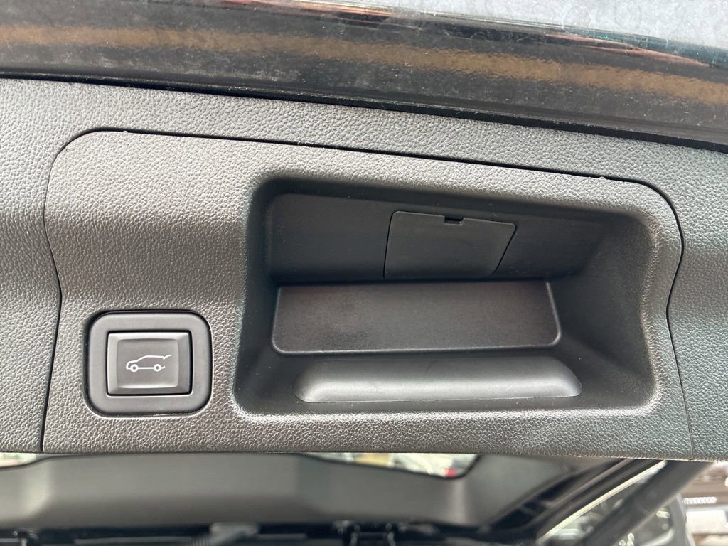 Used 2023 GMC Acadia SLE w/ Driver Convenience Package image 40