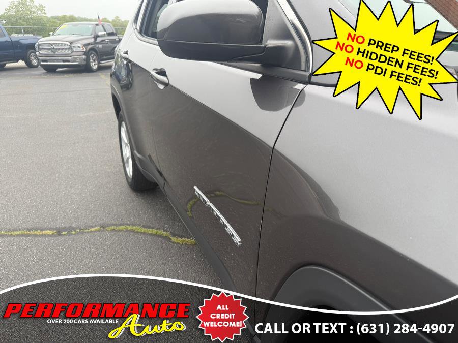 Used 2021 Jeep Compass Latitude image 19