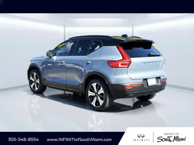 Used 2023 Volvo XC40 Recharge Plus image 6