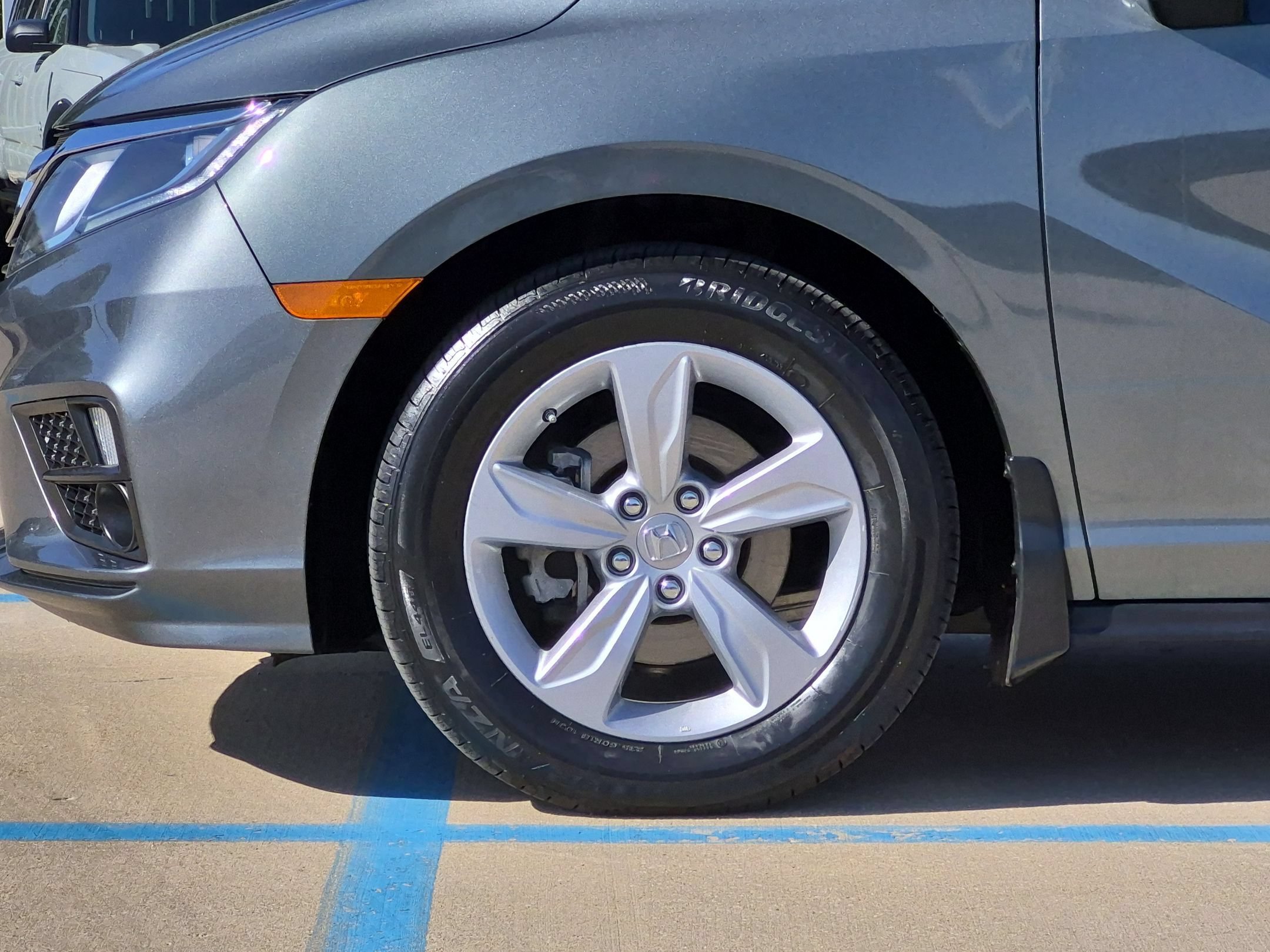 Used 2020 Honda Odyssey EX-L image 31