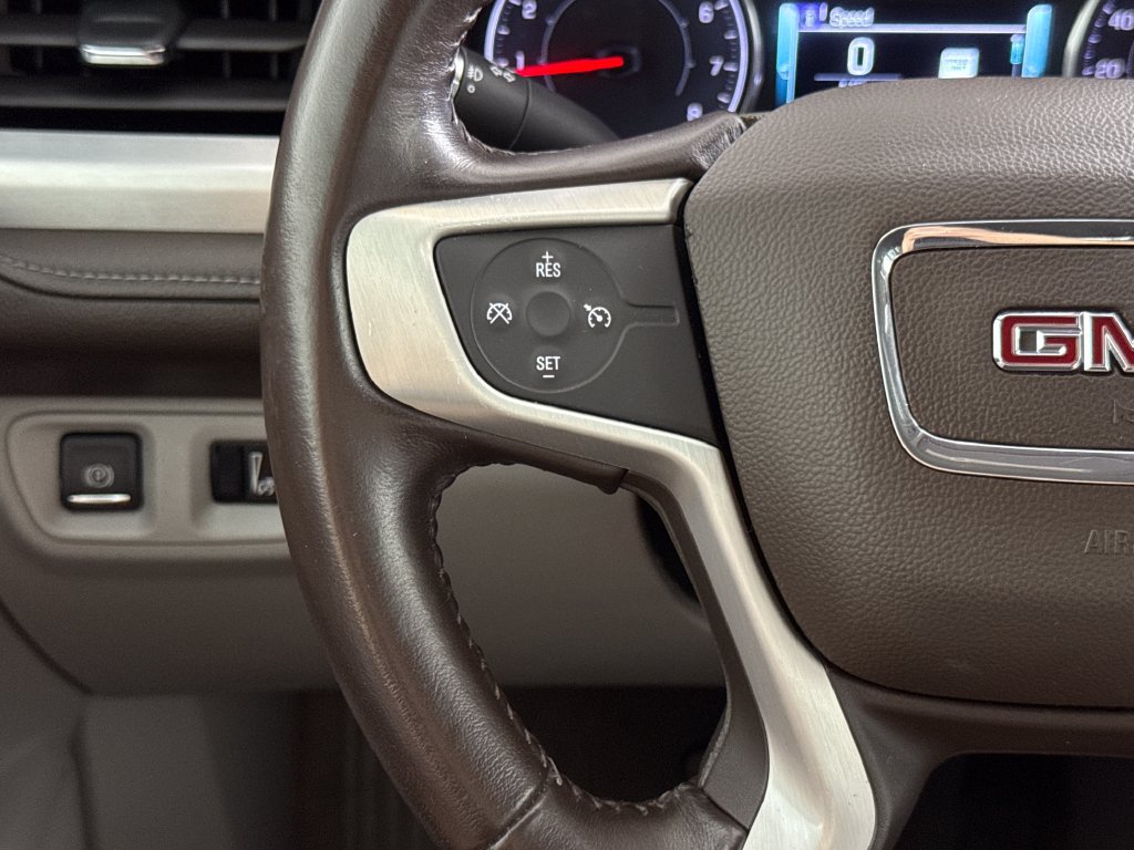 Used 2019 GMC Acadia SLT w/ LPO, Floor Liner Package FWD image 15