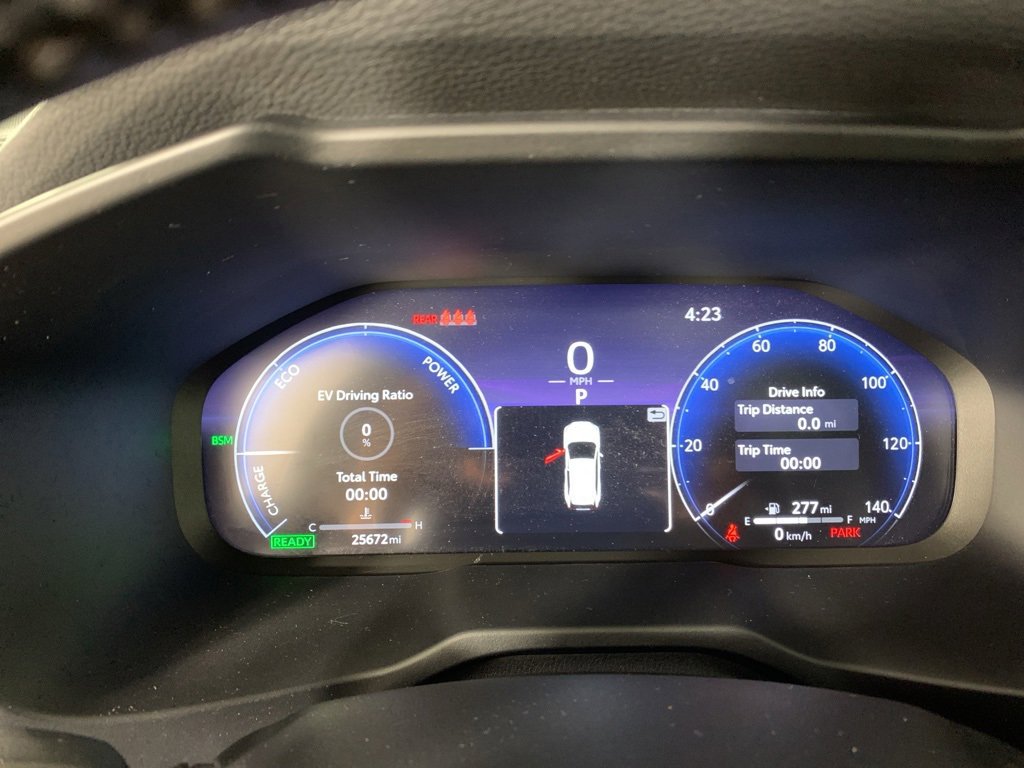 Used 2023 Toyota RAV4 Limited image 24