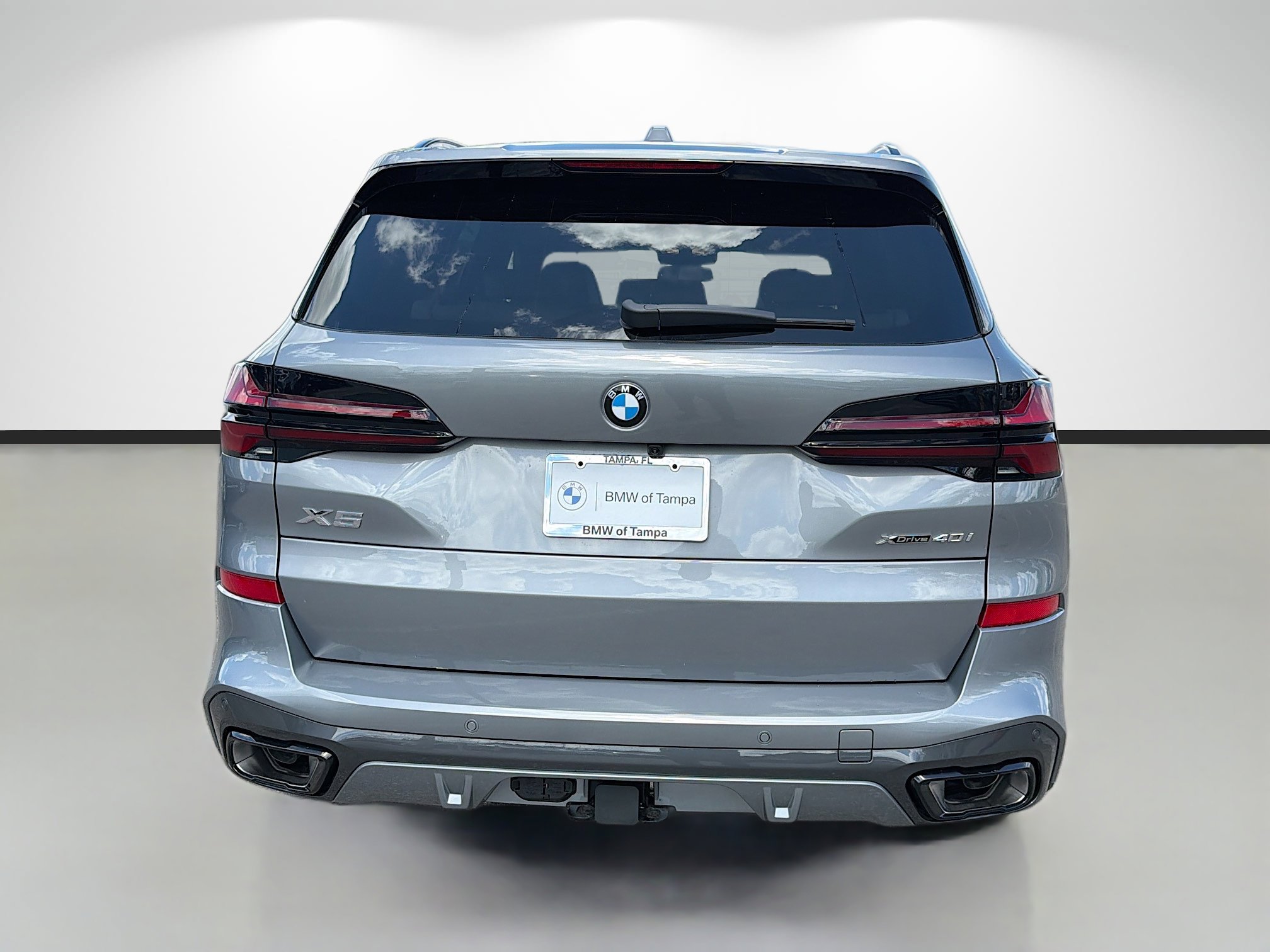 New 2026 BMW X5 xDrive40i w/ Executive Package image 4