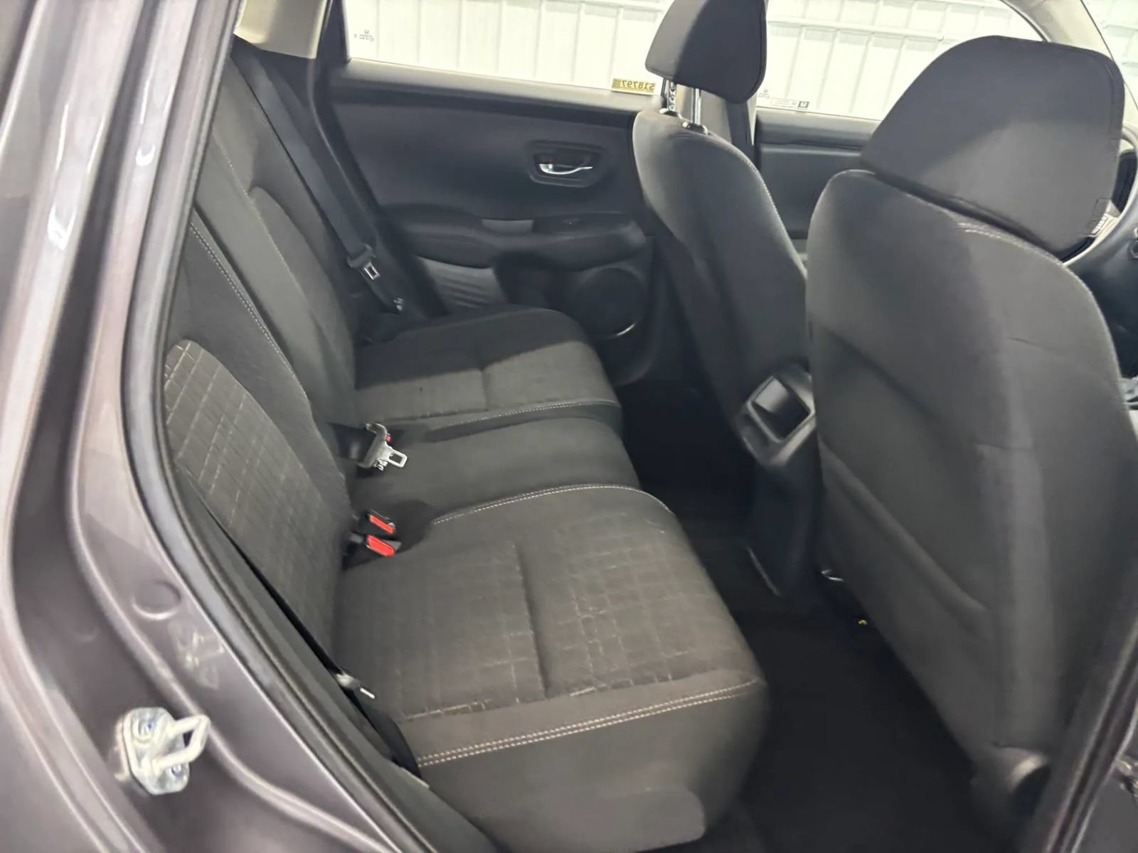 Used 2025 Honda HR-V LX image 40