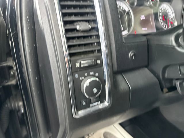 Used 2014 RAM 1500 Laramie image 21