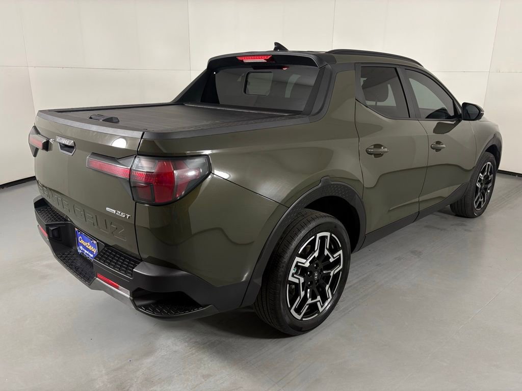 Used 2025 Hyundai Santa Cruz Limited image 8