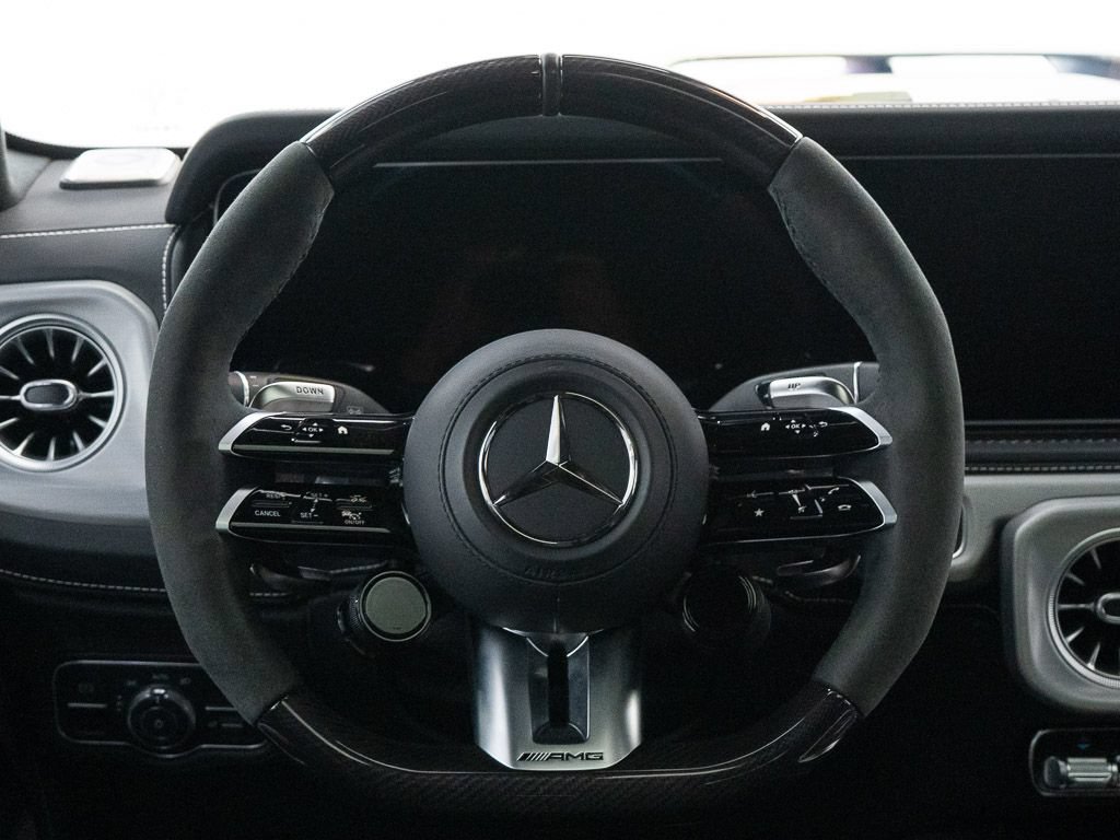 Used 2025 Mercedes-Benz G 63 AMG 4MATIC image 30