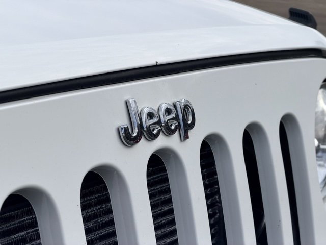 Used 2014 Jeep Wrangler Rubicon w/ Dual Top Group image 20
