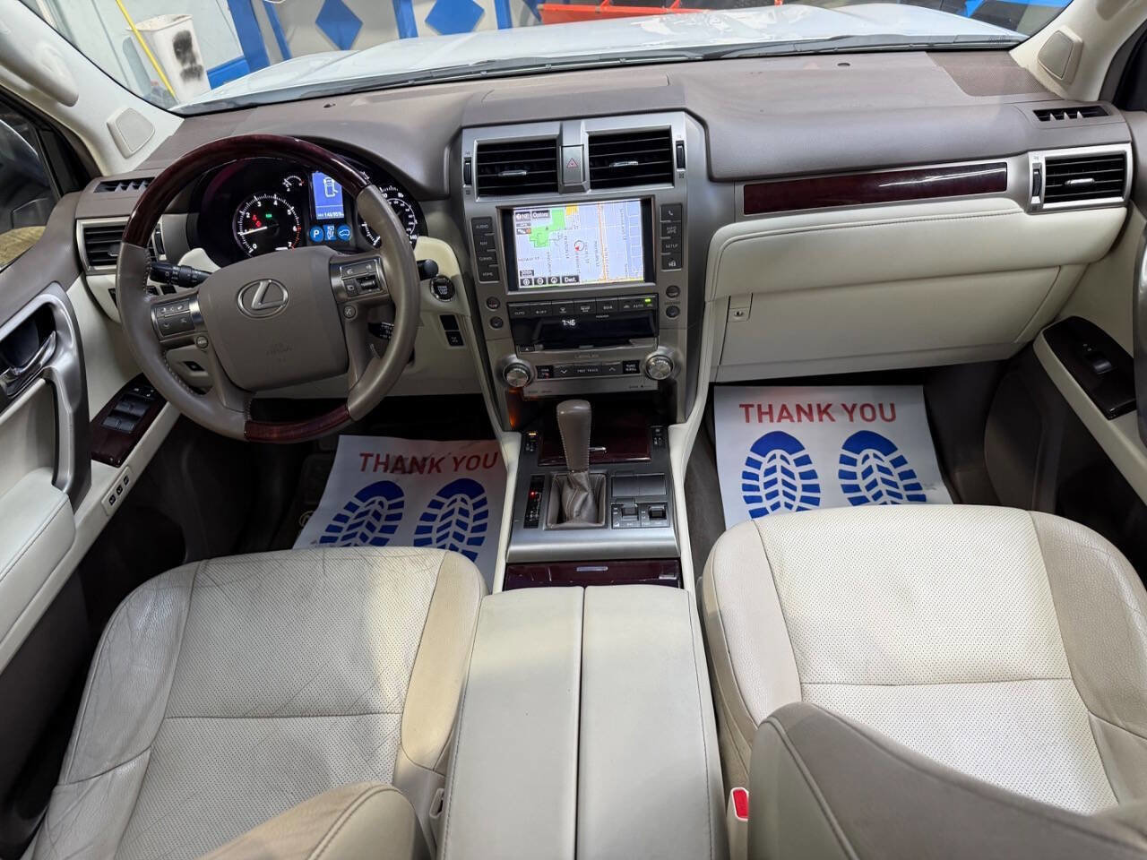 Used 2017 Lexus GX 460 Premium w/ Premium Package image 21