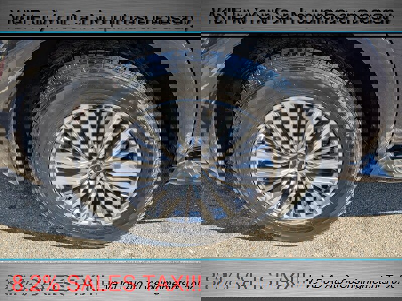 Used 2022 Nissan Armada SL w/ Captain's Chairs Package image 37