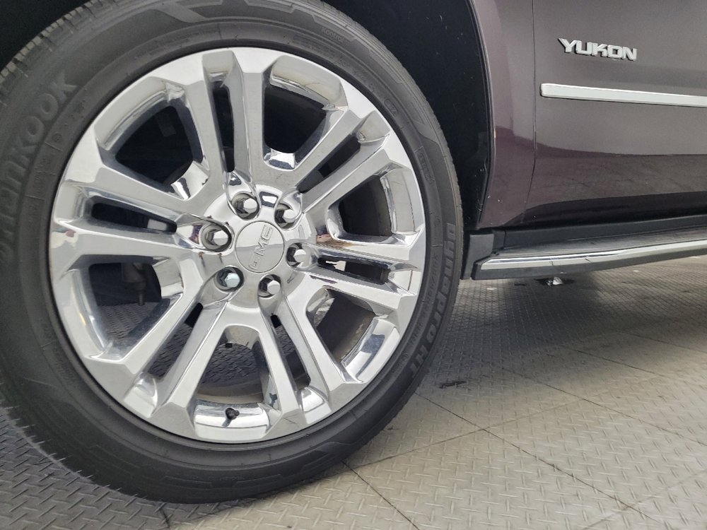 Used 2017 GMC Yukon SLT w/ Premium Edition RWD image 31