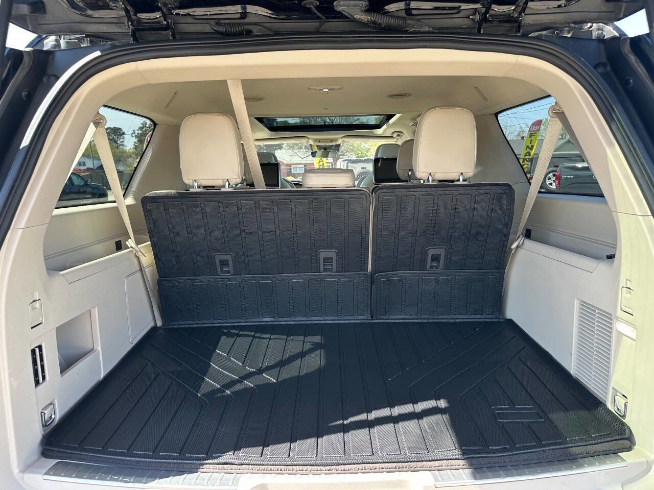 Used 2019 Lincoln Navigator L Reserve image 6