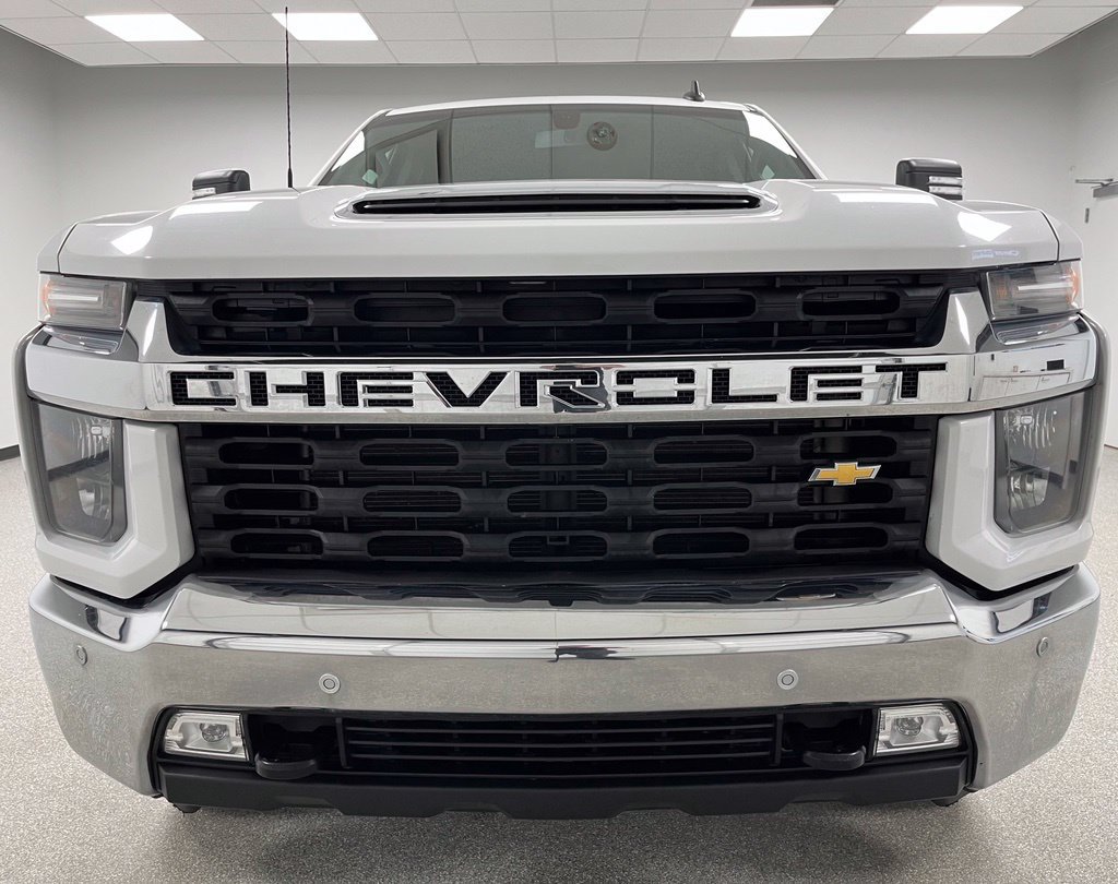 Used 2023 Chevrolet Silverado 2500 LT w/ True North Edition AWD/4WD image 3
