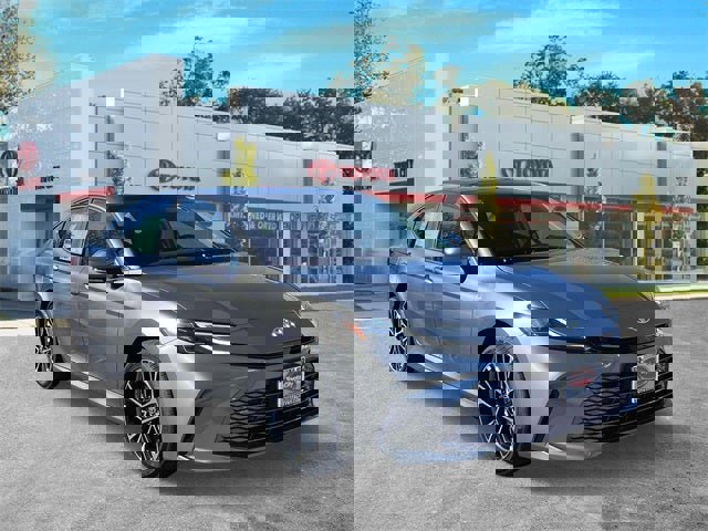 New 2026 Toyota Camry XLE w/ Premium Package