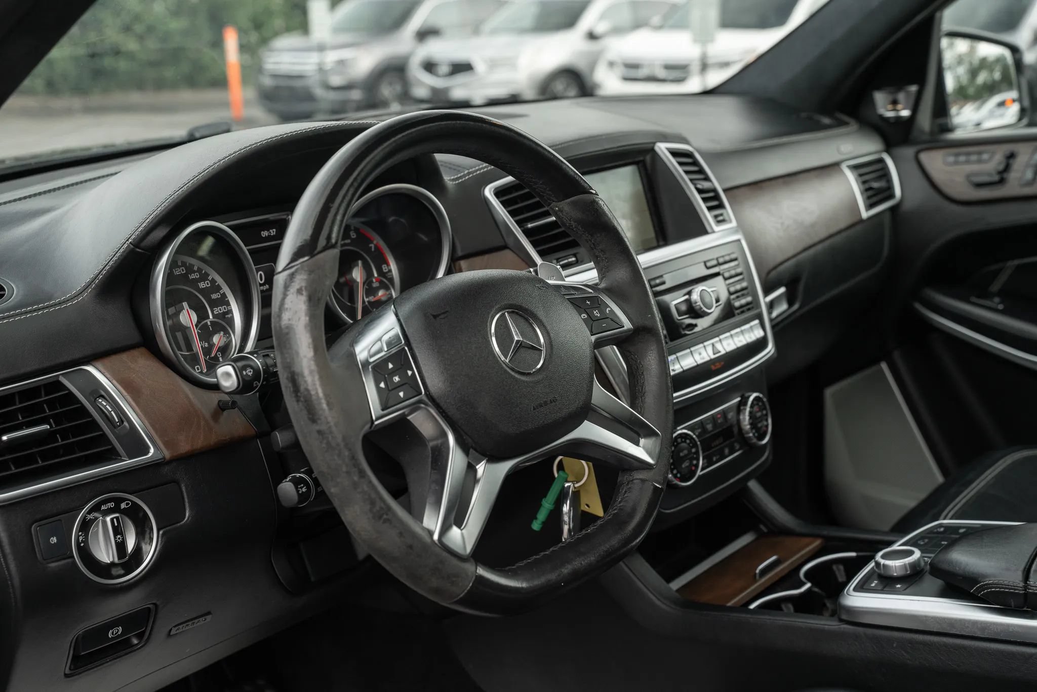 Used 2013 Mercedes-Benz GL 63 AMG 4MATIC image 22