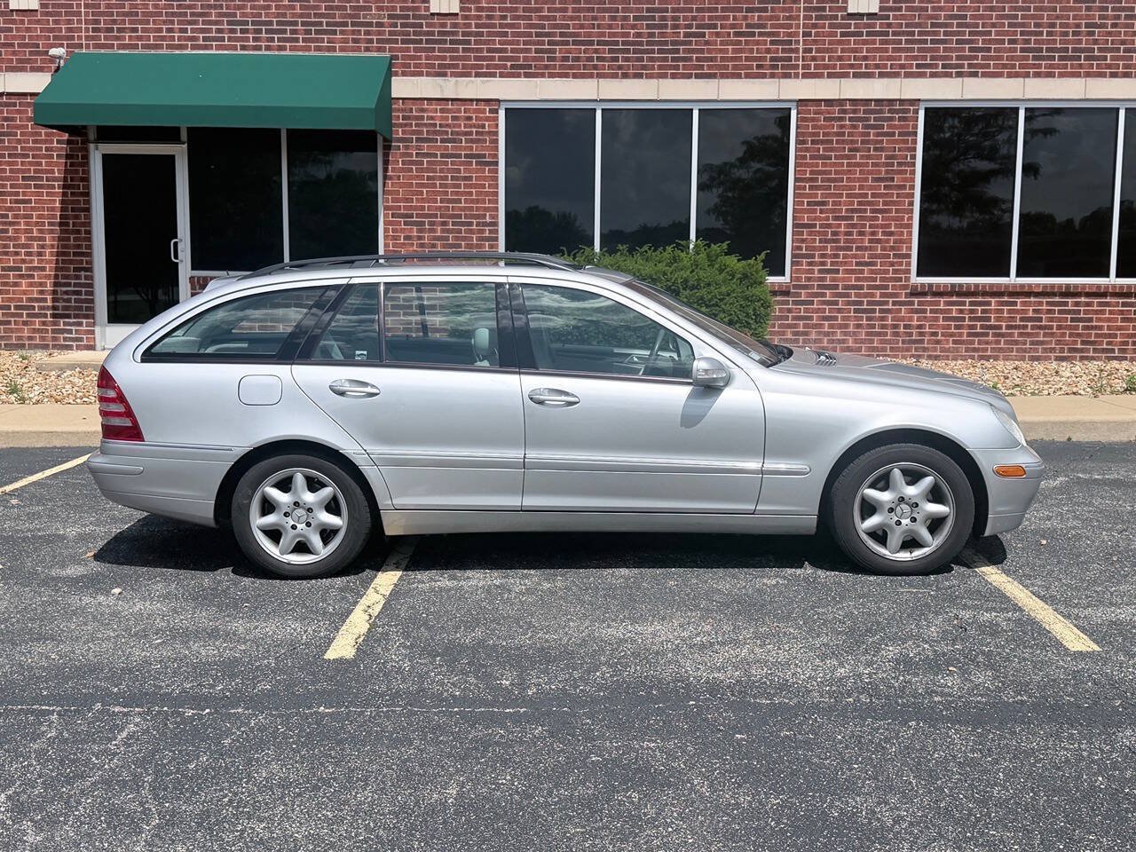 Used 2003 Mercedes-Benz C 320 Wagon image 5