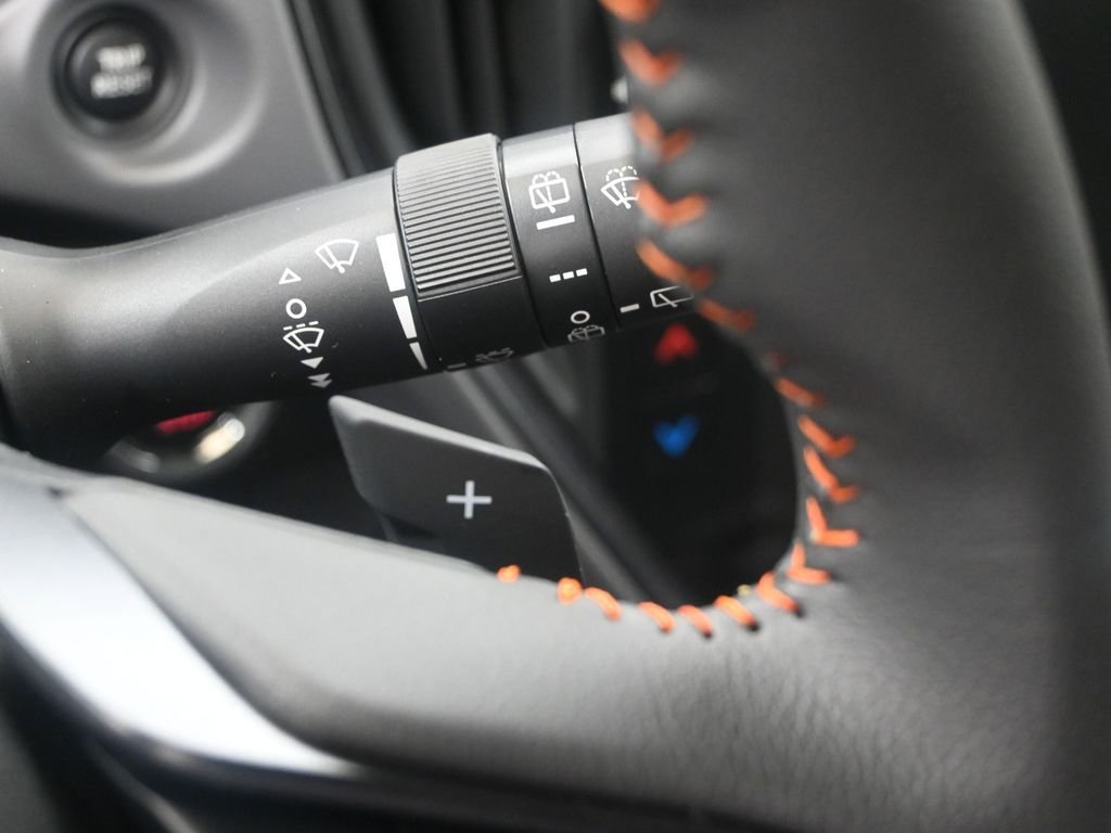 Used 2025 Subaru Crosstrek 2.5i Limited w/ Crosstrek Mirror Package image 28