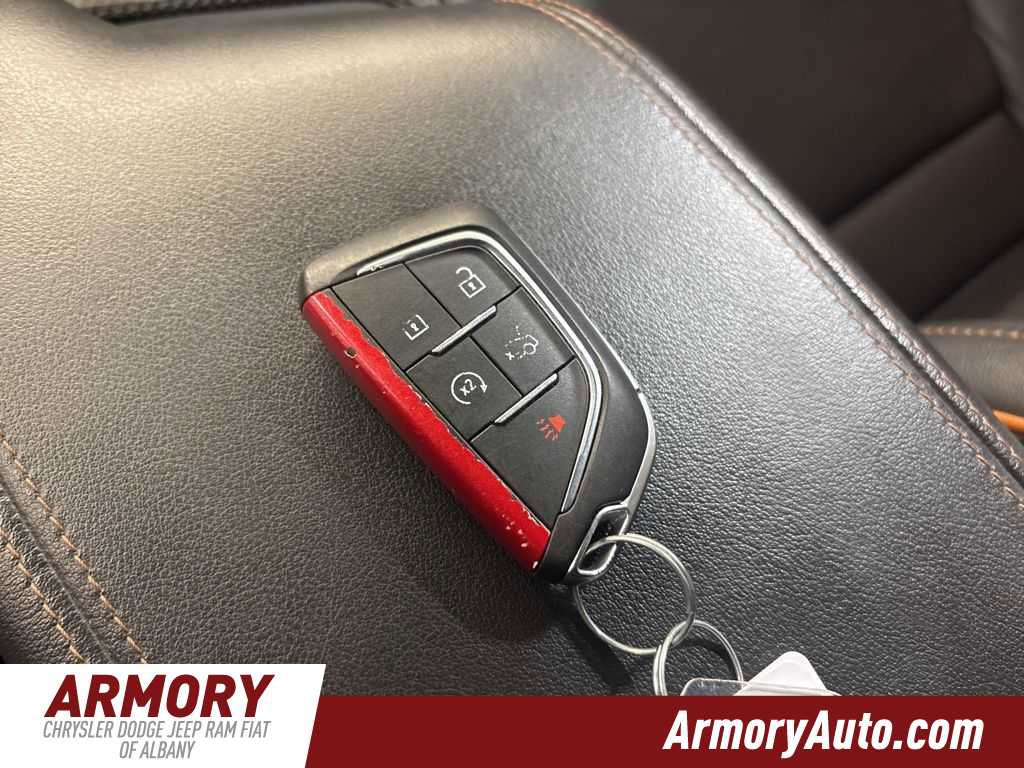 Used 2021 Cadillac CT4 V w/ Technology Package image 24