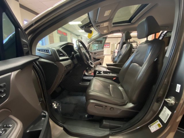 Used 2019 Honda Odyssey EX-L image 11
