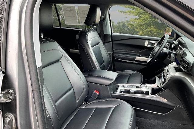 Certified 2023 Ford Explorer XLT w/ Equipment Group 202A AWD/4WD image 7