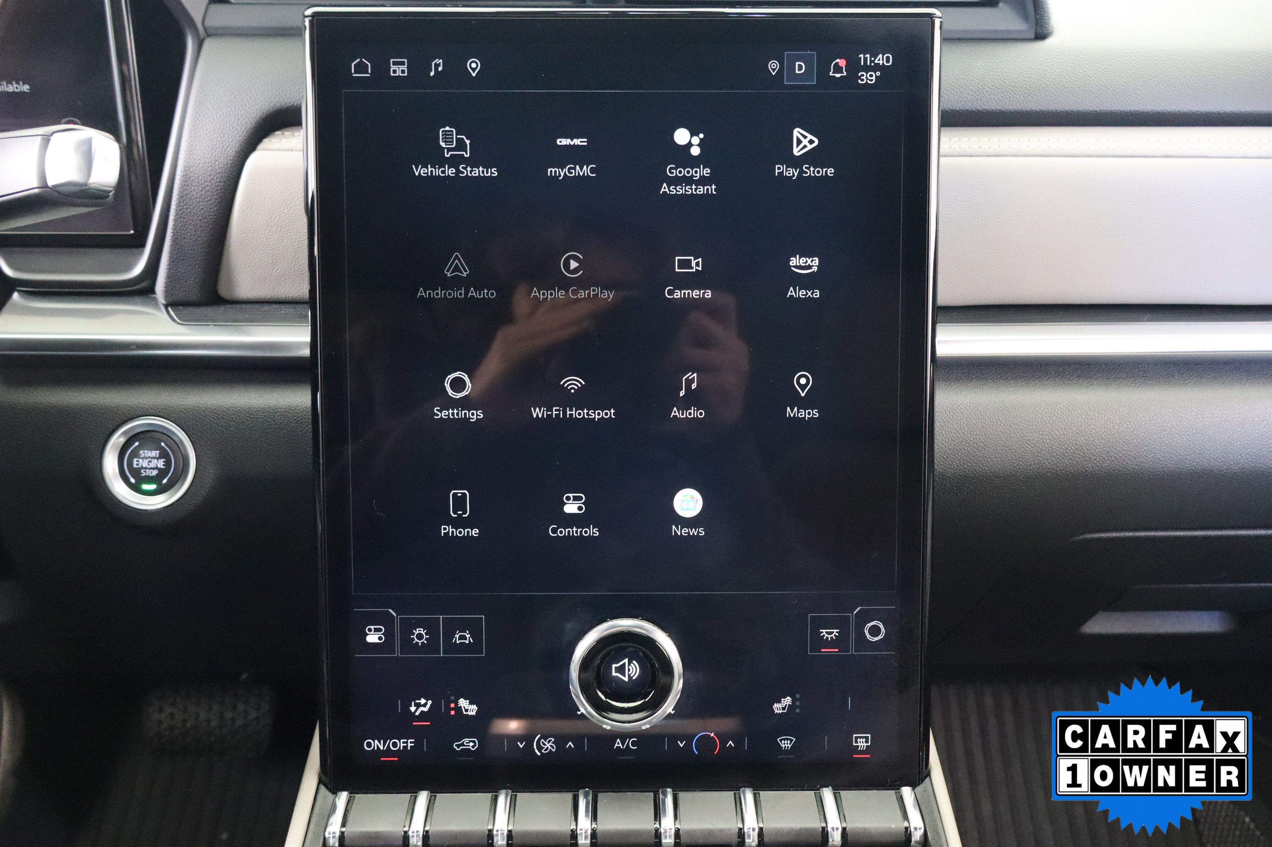 Used 2025 GMC Terrain Elevation w/ LPO, Floor Liner Package image 24