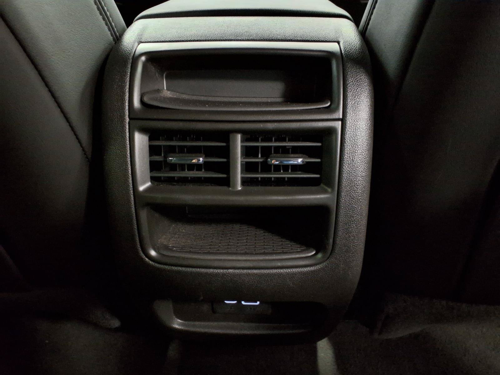 Certified 2024 Cadillac XT5 Premium Luxury FWD image 15