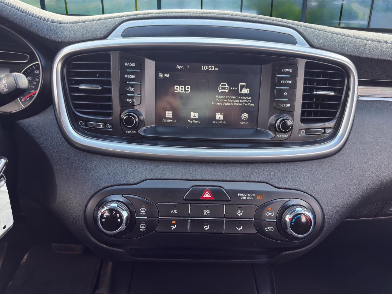 Used 2019 Kia Sorento AWD image 16