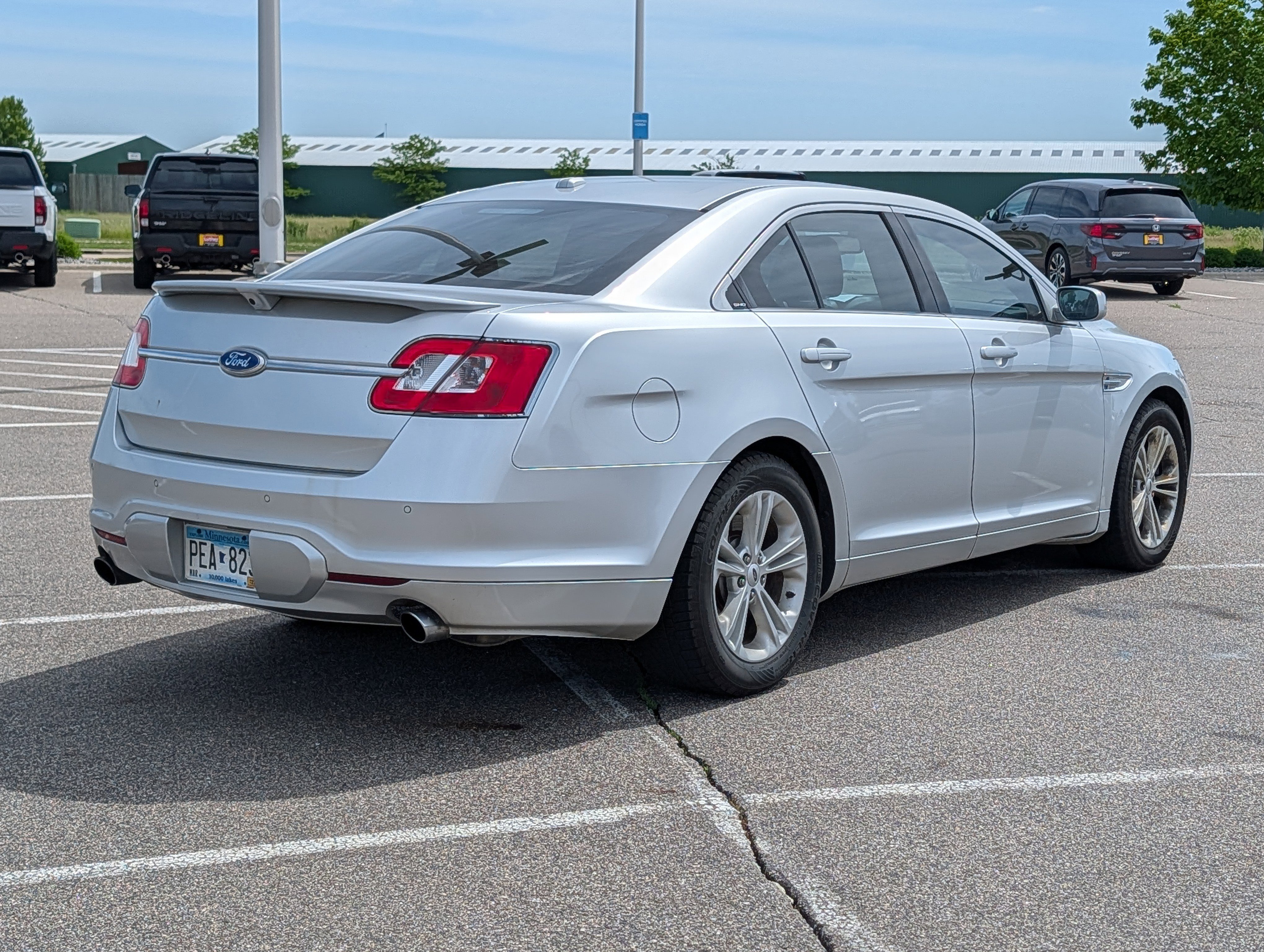 Used 2012 Ford Taurus SHO AWD/4WD image 4