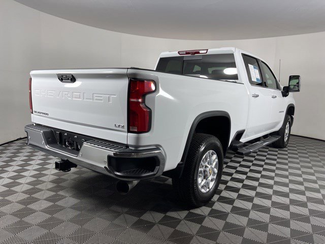 Used 2026 Chevrolet Silverado 2500 LTZ w/ LTZ Premium Package AWD/4WD image 7