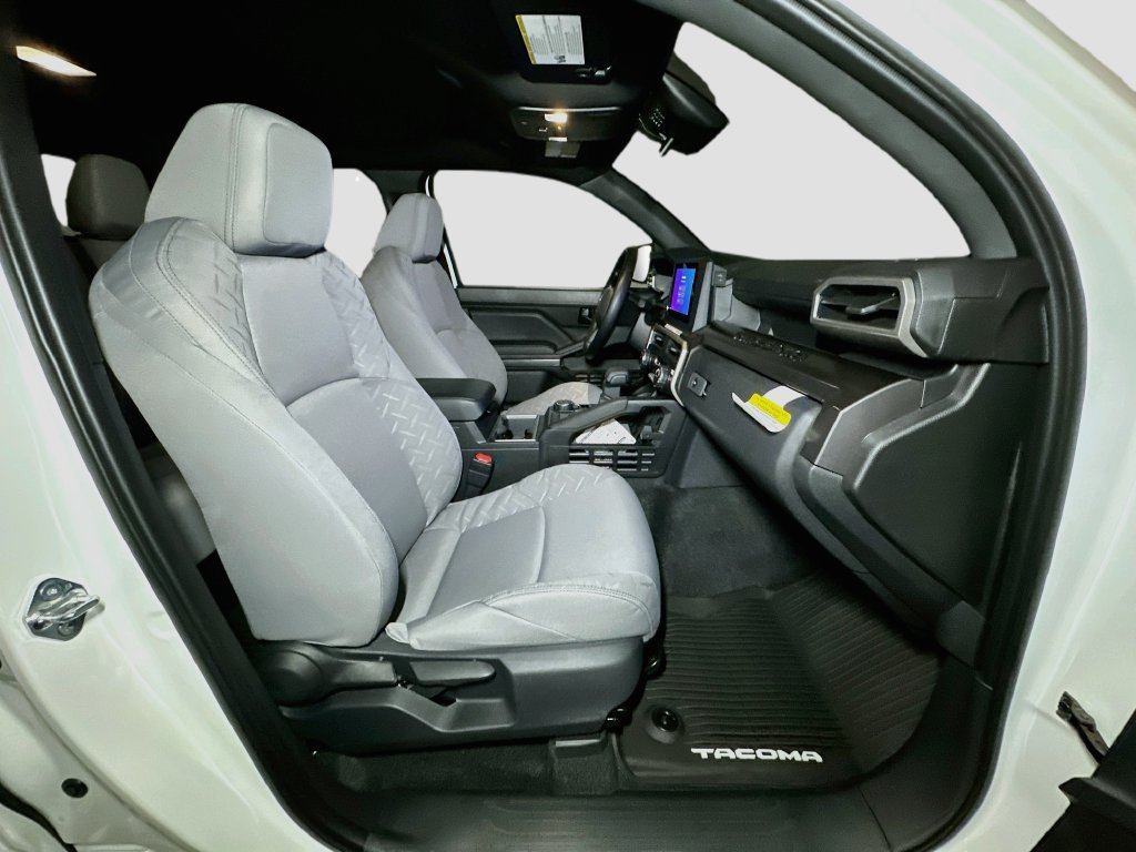 New 2026 Toyota Tacoma SR5 AWD/4WD image 32