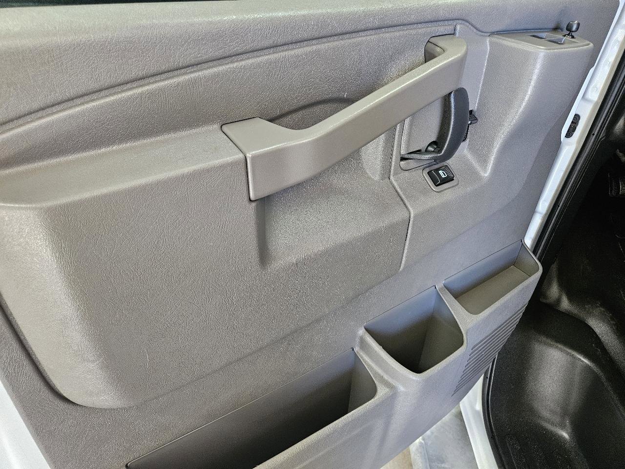 Used 2024 Chevrolet Express 2500 w/ Driver Convenience Package image 12