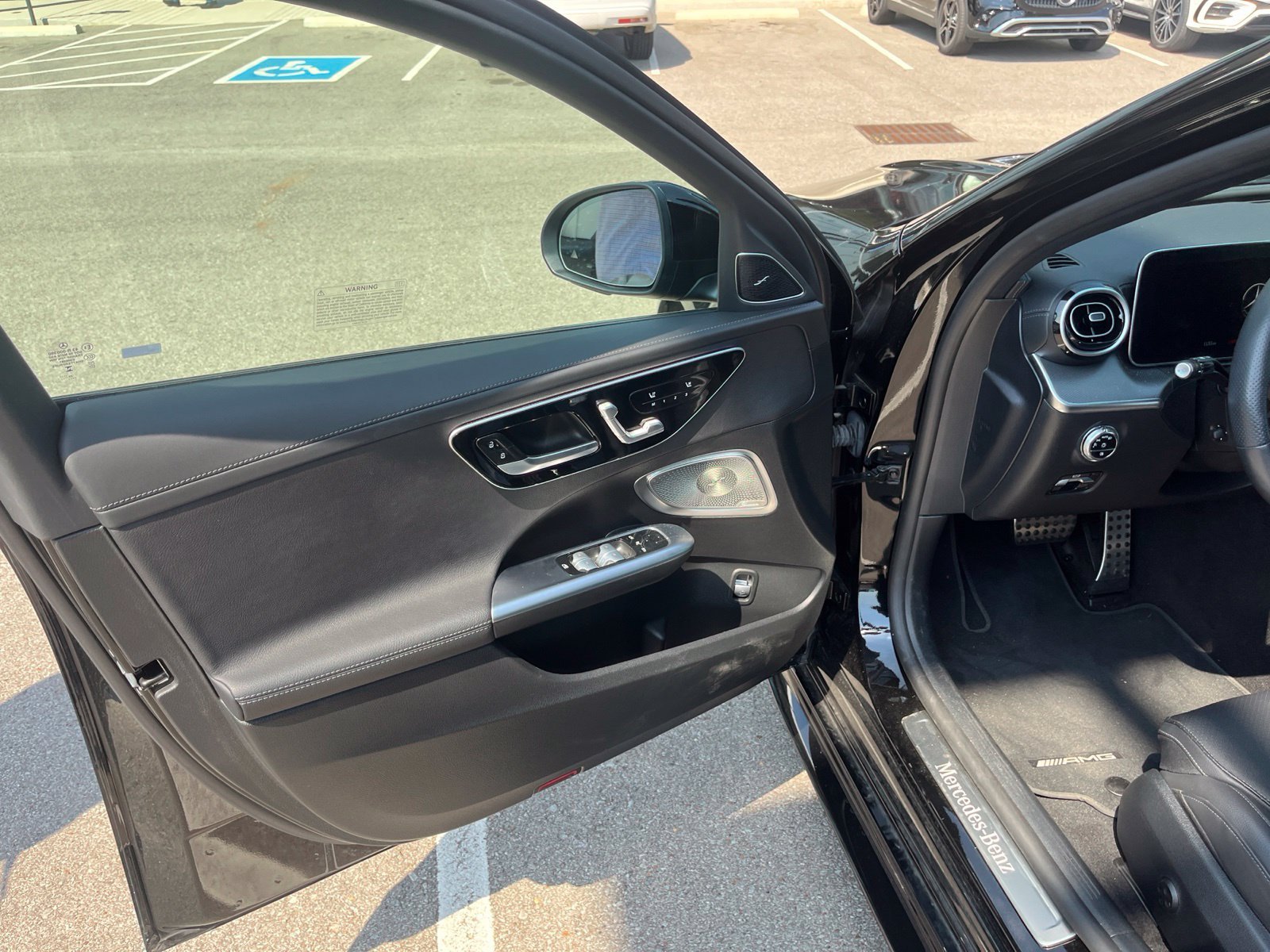 Used 2024 Mercedes-Benz C 300 Sedan image 6