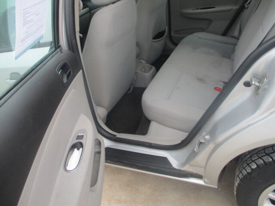 Used 2010 Chevrolet Cobalt LT image 8