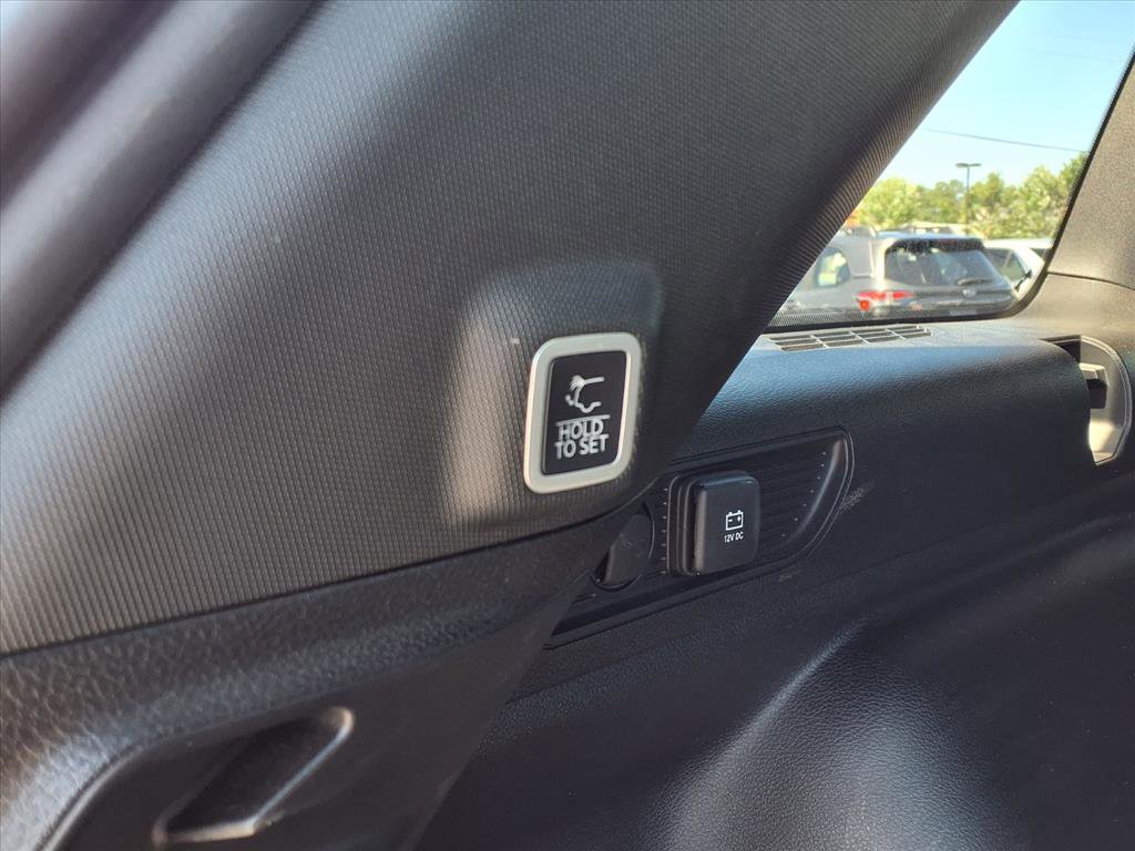 Used 2024 Jeep Grand Cherokee Laredo X w/ Luxury Tech Group I AWD/4WD image 23
