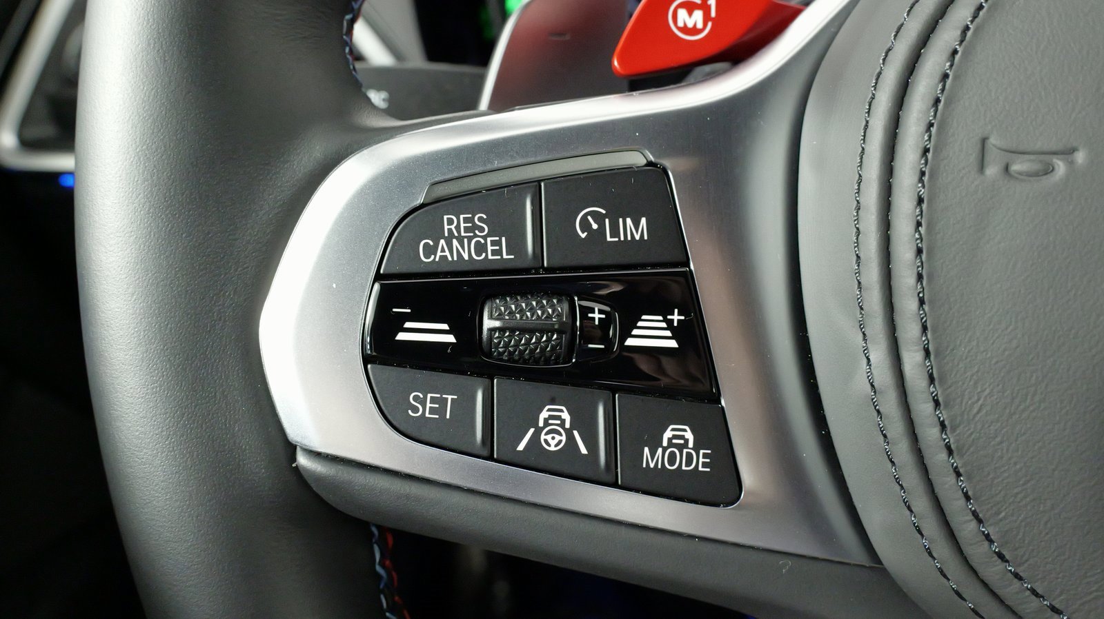 Used 2023 BMW M4 xDrive Competition image 44