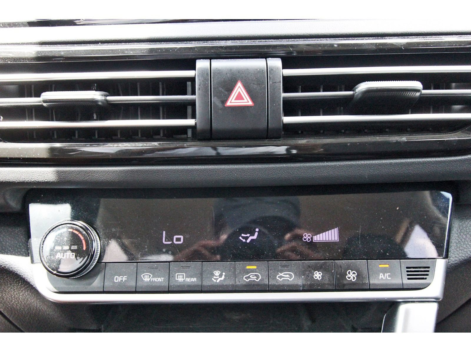 Used 2023 Kia Seltos SX AWD/4WD image 26
