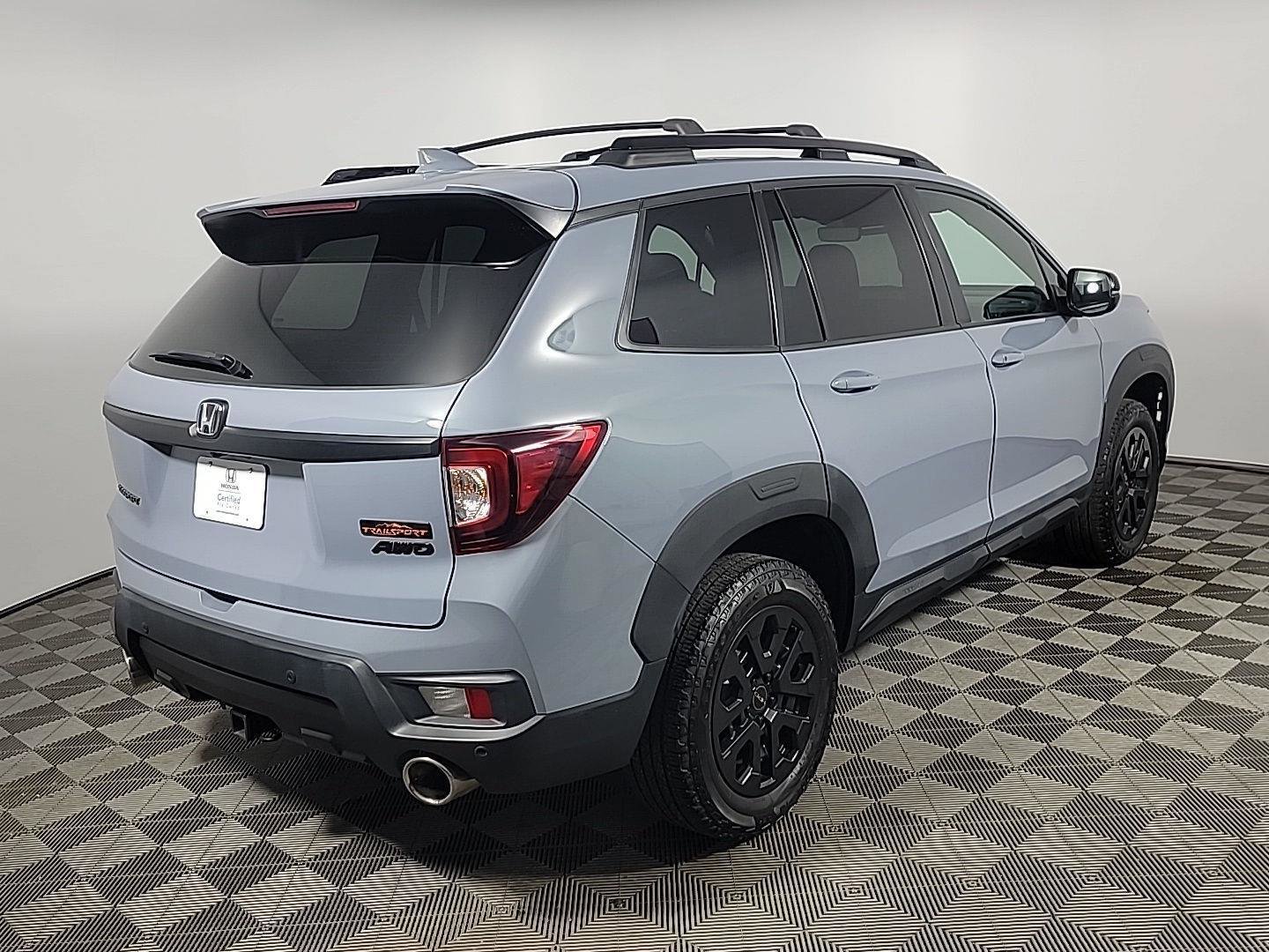Certified 2022 Honda Passport TrailSport image 4