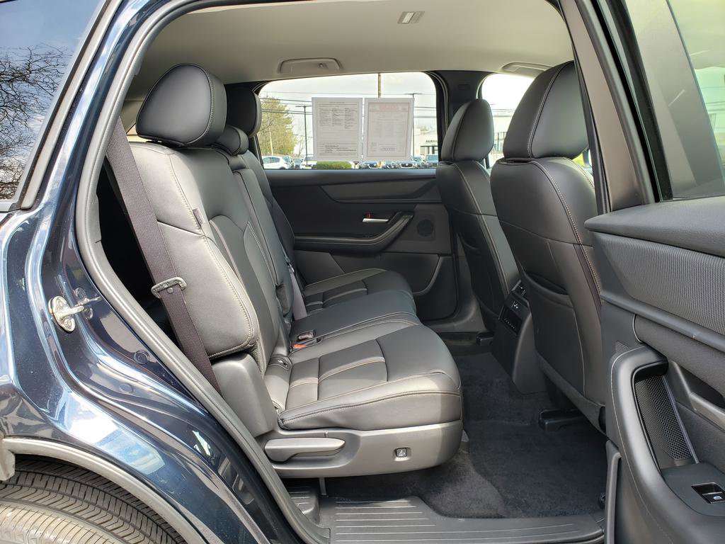 Used 2025 MAZDA CX-90 3.3 Turbo w/ Select Package AWD/4WD image 15