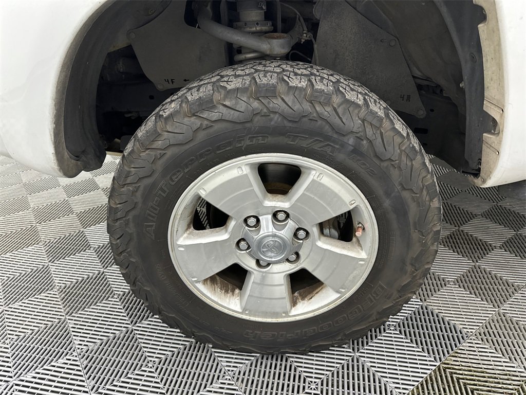 Used 2010 Toyota Tacoma PreRunner image 11